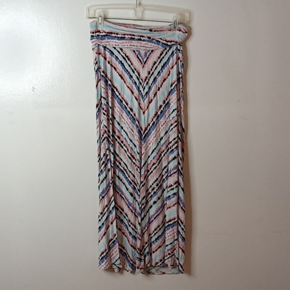 Motherhood Maternty Women's Geometric pulling Maxi Skirt. Small. Stretchy,Slim
